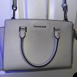 Michael Kors Medium Saffiano Leather Selma Bag